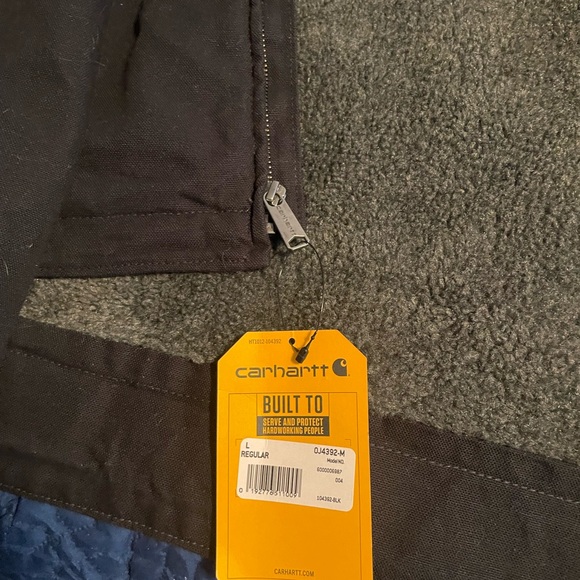 Large black Carhartt Sherpa lined jacket (new with tags.) - Picture 2 of 4